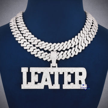 Customized cuban chain pendant in moissanite