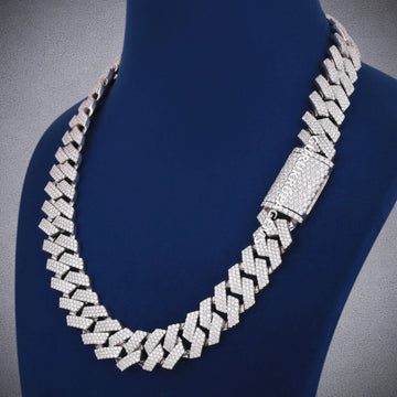 24 Inch 18mm Custom Clasp White Gold Cuban Link Chain VVS Diamonds Iced Out Necklace for Mens Gurukrupa-Gems