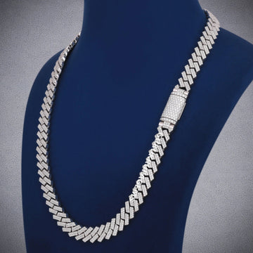 Custom Iced Out Mens Sterling Silver Moissanite Rapper Hip Hop 18mm Cuban Link Chain Gurukrupa-Gems