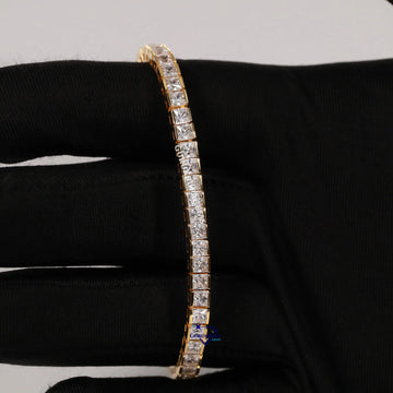 Lab grown tennis diamond bracelet 14kt yellow gold princess cut with VVS clarity Gurukrupa-Gems