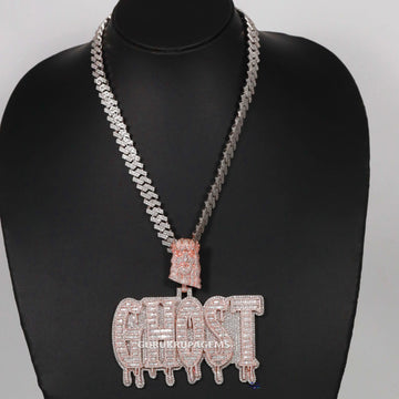 Radiate sophistication with our exquisite 14kt gold hip hop chain, embellished with a pendant and elevated VVS clarity Gurukrupa-Gems