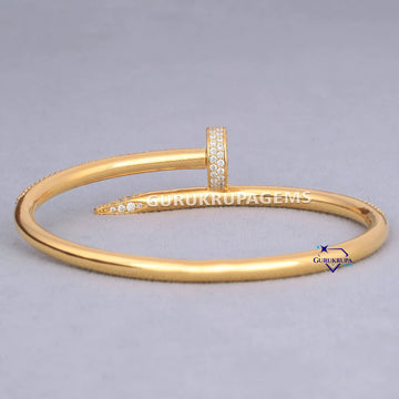 Stylish vvs clarity hip hop diamond bracelet for men women celebrity look Gurukrupa-Gems