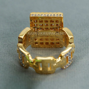 Take a look to our newly designed 14 kt yellow gold labgrown diamond with VVS clarity Gurukrupa-Gems