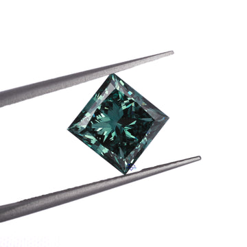 4 CT Princess Cut Green color lab grown loose diamond crafted in VVS clarity